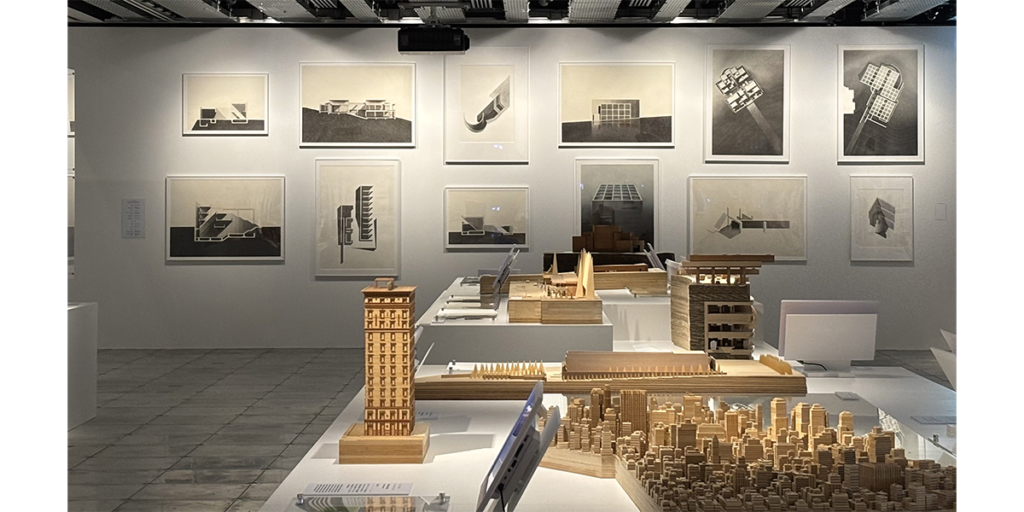 「安藤忠雄展｜青春」会場風景（ドローイング）